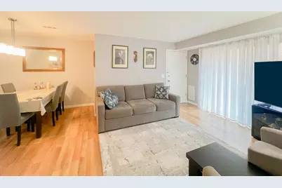 8422 W Catalpa Avenue #202, Chicago, IL 60656 - Photo 9