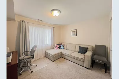 8422 W Catalpa Avenue #202, Chicago, IL 60656 - Photo 25