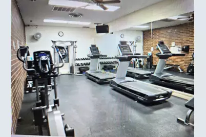 [Address not provided], Glenview, IL 60025 - Photo 7