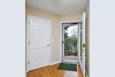 304 Camarie Court, Naperville, IL 60540 - Photo 7