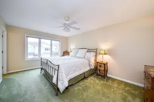 304 Camarie Ct, Naperville, IL 60540 - Photo 17
