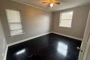 7344 N Damen Ave, Chicago, IL 60645 - Photo 9