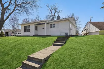 63 Wren Road, Carpentersville, IL 60110 - Photo 1