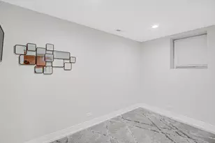 6511 S Evans Ave, Chicago, IL 60637 - Photo 19