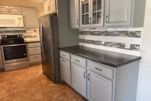 302 Ward St, Energy, IL 62933 - Photo 9