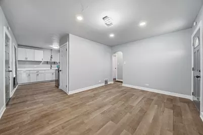 107 E 149th Street, Harvey, IL 60426 - Photo 7