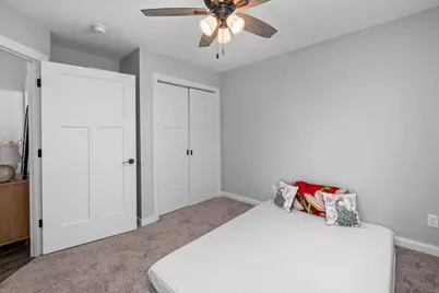 4709 Pheasant Creek Avenue, Davenport, IA 52807 - Photo 29