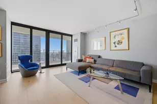 225 N Columbus Dr, Chicago, IL 60601 - Photo 3