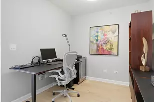 225 N Columbus Dr, Chicago, IL 60601 - Photo 15