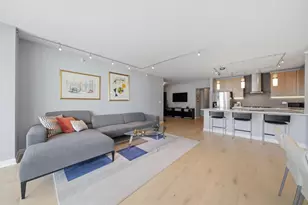 225 N Columbus Dr, Chicago, IL 60601 - Photo 7