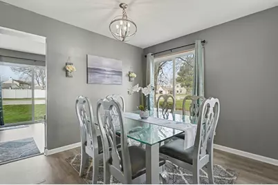 554 Alton Court, Carol Stream, IL 60188 - Photo 7