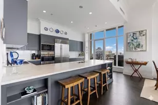 2550 N Lakeview Ave, Chicago, IL 60614 - Photo 15