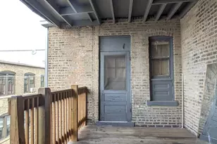 2338 N Spaulding Ave, Chicago, IL 60647 - Photo 11