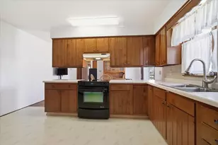 308 Linden St, Dwight, IL 60420 - Photo 9