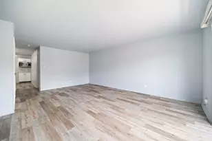 9813 Bianco Terrace, Des Plaines, IL 60016 - Photo 3