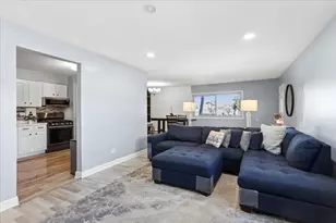 1320A Lore Ln, Lombard, IL 60148 - Photo 7