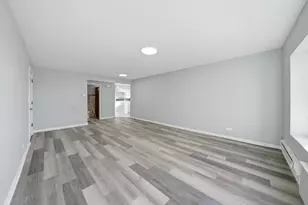 3243 S 49th Ave, Cicero, IL 60804 - Photo 5