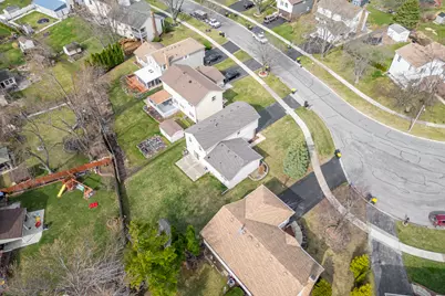 1300 Big Horn Trail, Carol Stream, IL 60188 - Photo 29