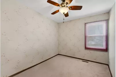 1300 Big Horn Trail, Carol Stream, IL 60188 - Photo 21