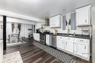 1524 Oswego Rd, Naperville, IL 60540 - Photo 33