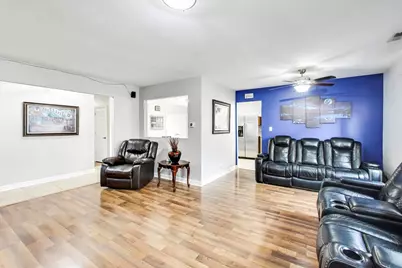 1008 Woodland Drive, Wheeling, IL 60090 - Photo 5