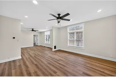 305 W Exchange Street #A, Sycamore, IL 60178 - Photo 9