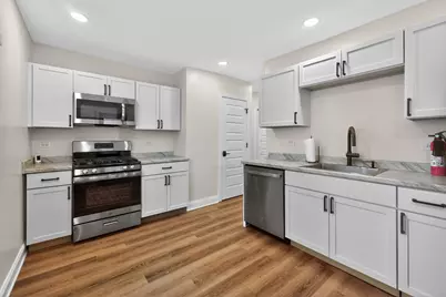 305 W Exchange Street #A, Sycamore, IL 60178 - Photo 11