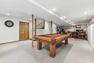 801 Delphia Ave, Elk Grove Village, IL 60007 - Photo 29