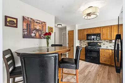 801 Delphia Avenue, Elk Grove Village, IL 60007 - Photo 17