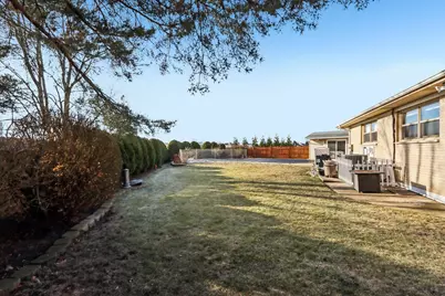 2019 E Avon Lane, Arlington Heights, IL 60004 - Photo 53