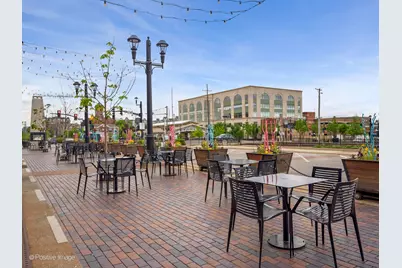 114 W Prairie Avenue, Wheaton, IL 60187 - Photo 11