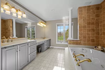 825 Persimmon Drive, Saint Charles, IL 60174 - Photo 25