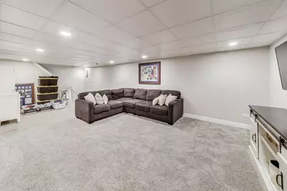 833 Fairlawn Avenue, Libertyville, IL 60048 - Photo 37