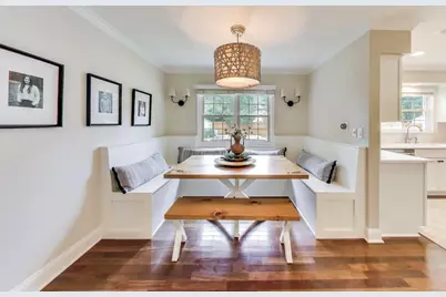 833 Fairlawn Avenue, Libertyville, IL 60048 - Photo 11