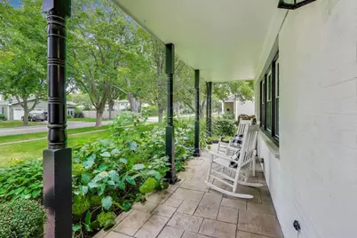 833 Fairlawn Avenue, Libertyville, IL 60048 - Photo 5