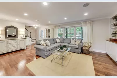 833 Fairlawn Avenue, Libertyville, IL 60048 - Photo 9