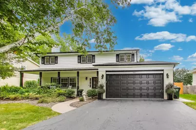 833 Fairlawn Avenue, Libertyville, IL 60048 - Photo 1