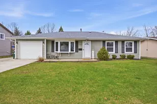 7220 Sprucewood Ave, Woodridge, IL 60517 - Photo 1