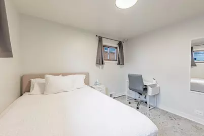 9430 S Parnell Avenue, Chicago, IL 60620 - Photo 5