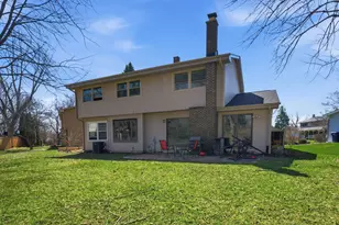 5S671 Heather Ct, Naperville, IL 60540 - Photo 23