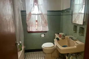 14218 S Wallace Ave, Riverdale, IL 60827 - Photo 5