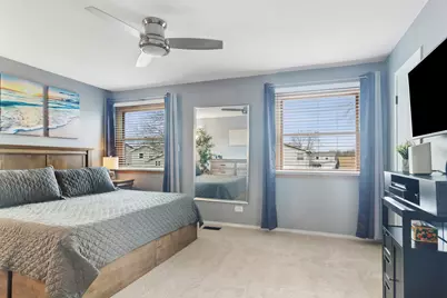 1032 W Park Place Drive, Bartlett, IL 60103 - Photo 15