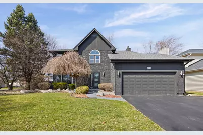 1100 Hidden Lake Drive, Buffalo Grove, IL 60089 - Photo 1