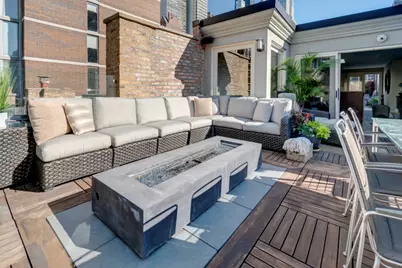 53 E Division Street, Chicago, IL 60610 - Photo 59