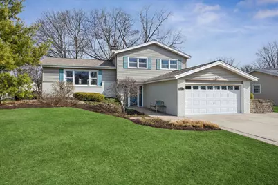 710 Maple Lane, Darien, IL 60561 - Photo 1