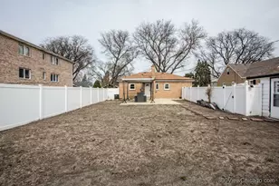 8651 44th St, Lyons, IL 60534 - Photo 27