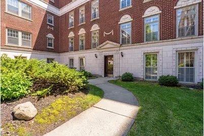 488 Sheridan Road #2, Evanston, IL 60202 - Photo 3