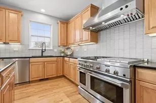 427 Newcastle Dr, Cary, IL 60013 - Photo 13