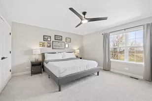 427 Newcastle Dr, Cary, IL 60013 - Photo 25