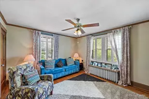585 Park St, Elgin, IL 60120 - Photo 33